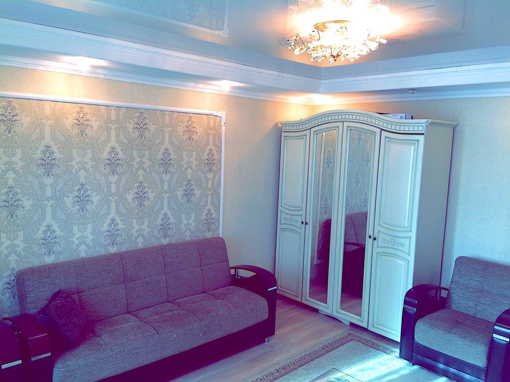 Vremena Goda Apartment In Astana エクステリア 写真