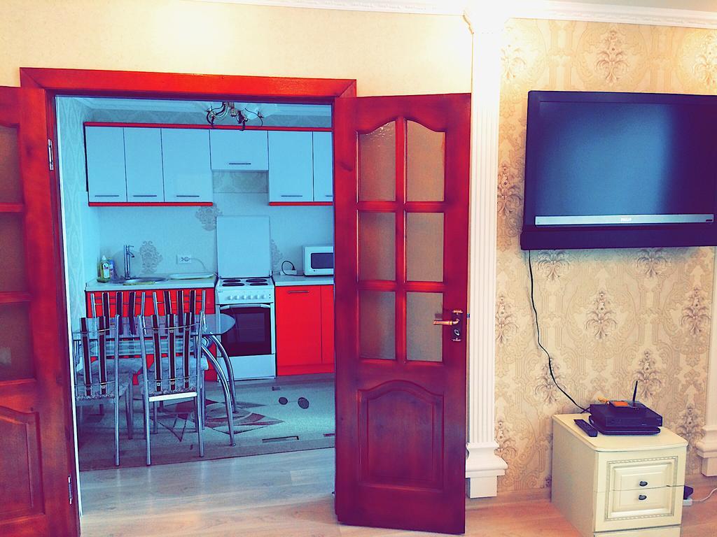 Vremena Goda Apartment In Astana エクステリア 写真