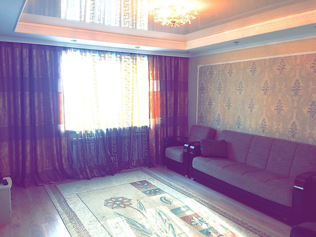 Vremena Goda Apartment In Astana エクステリア 写真